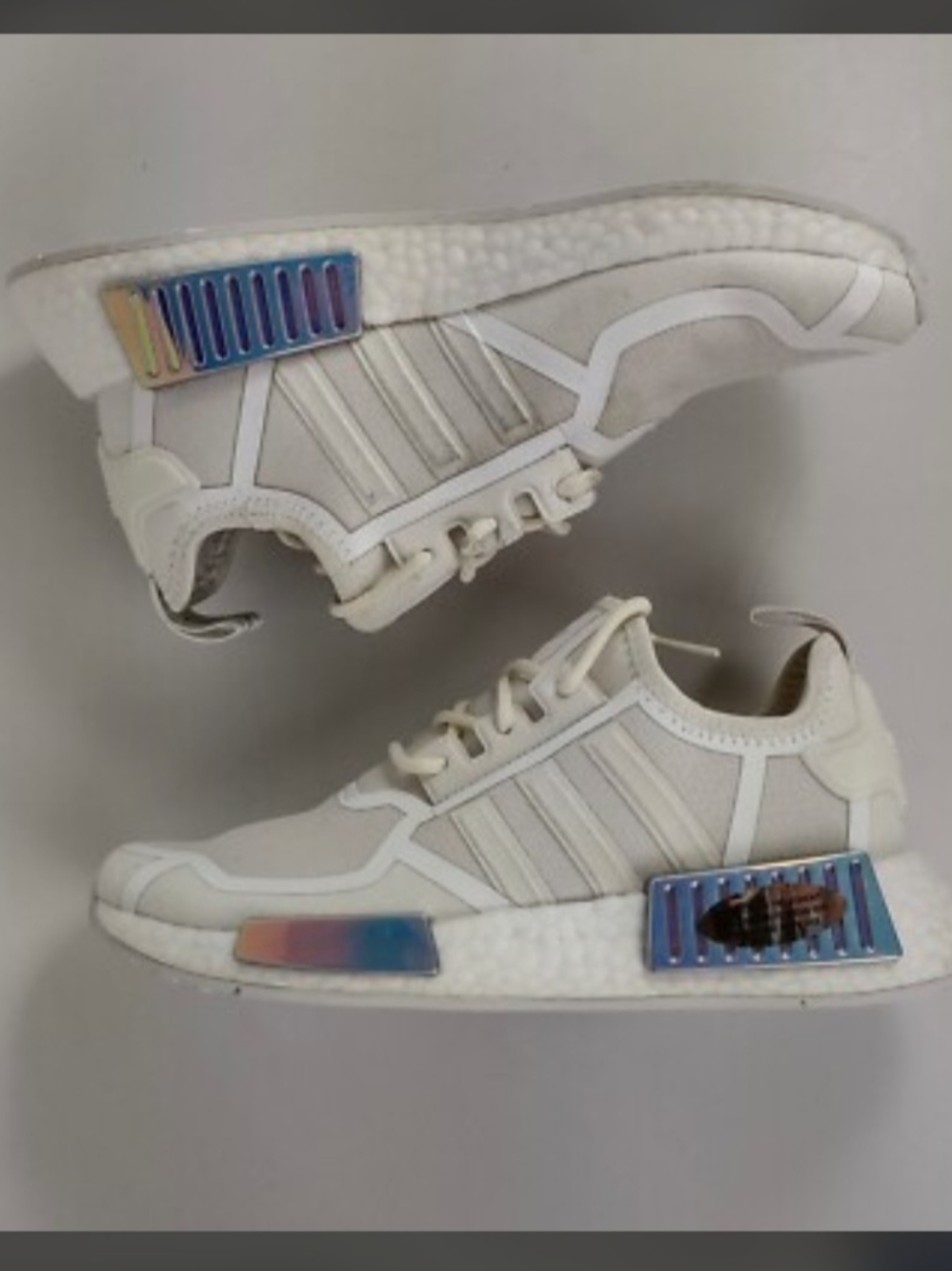 Adidas Men Or Youth Sz 7. 2021 Design